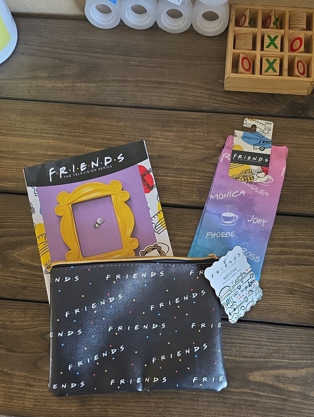 FRIENDS Kids Accessories Set — Black Logo Pouch & Pink/Blue Gradient Socks